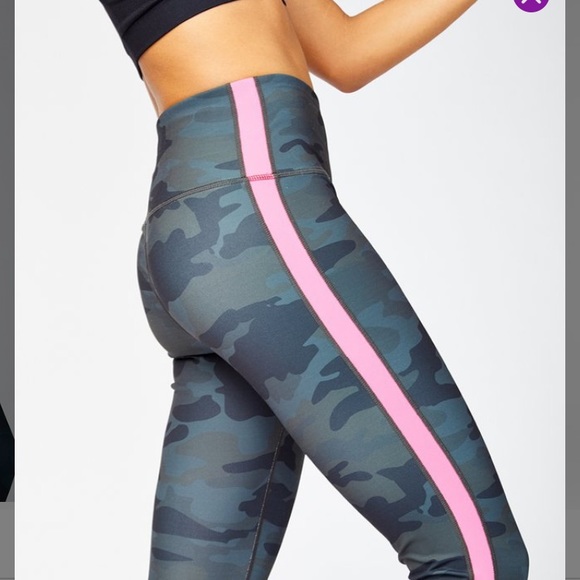 NWOT Reebok size M full length leggings - Picture 4 of 4